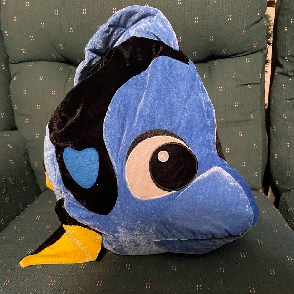 Dory Plush Finding Nemo 24 In Long‎ Stuffed Polyester Bandai, Blue Ideal Toys